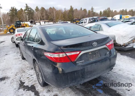2015 Toyota Camry Se z USA, uszkodzony, nr VIN 4T1BF1FK5FU088935